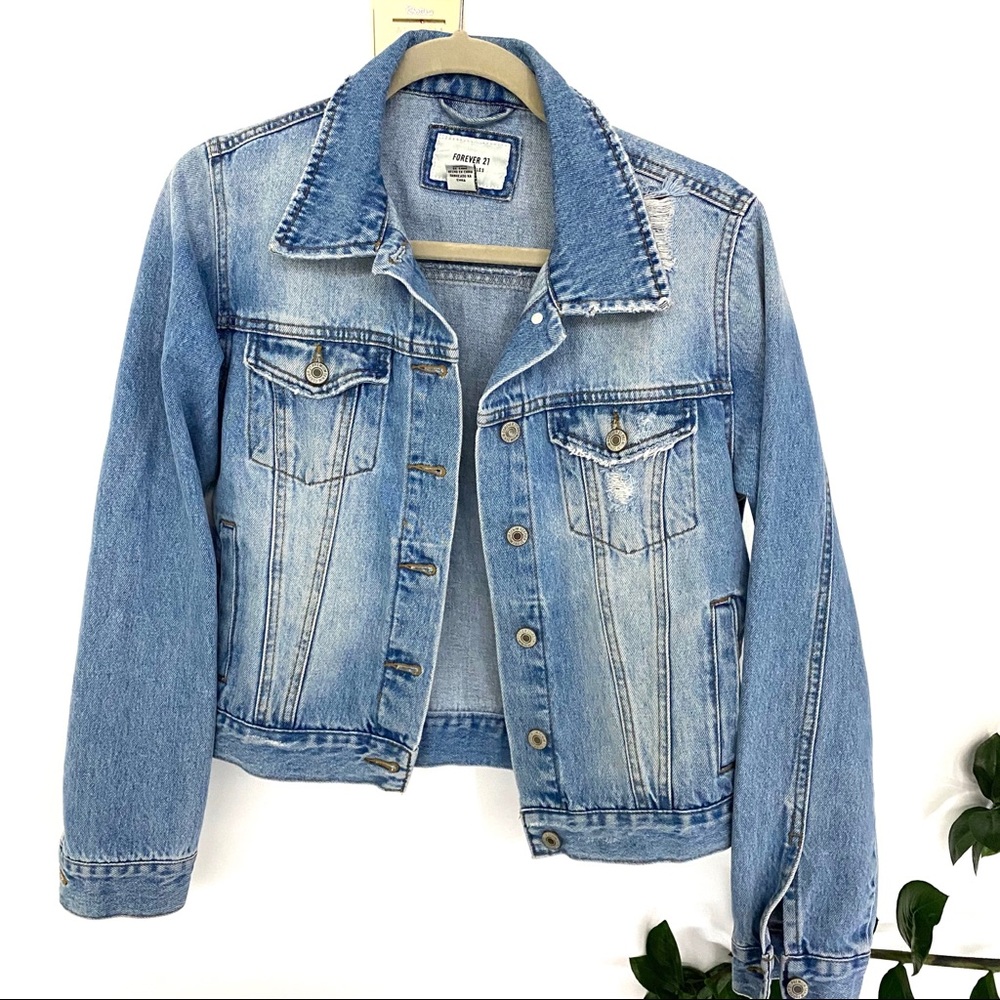 Forever 21 premium denim jacket S